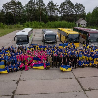 З полону звільнили ще 303 українців, – ексклюзивні фото та відео СБУ за підсумками третьої частини обміну 1000 на 1000
